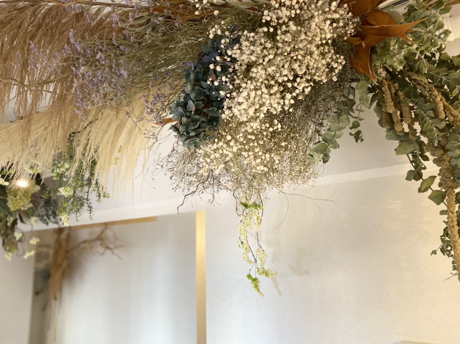 大分市西大分ビューティーサロンリンド（LINDO）ネイル・まつ毛カール・脱毛男性女性・ヘッドマッサージ専門店＿清潔で安心の店内